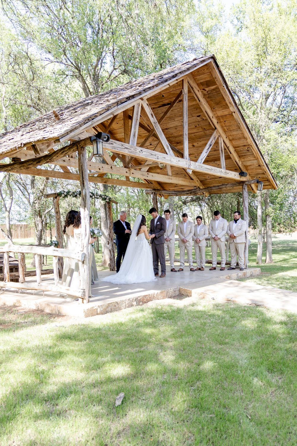 Outdoor Wedding ceremony location in  Austin Texas captured by Chloe Storm Photo.