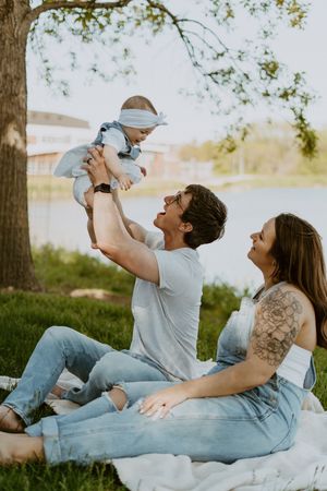 Iowa Family Portrait Outdoor Session Photography