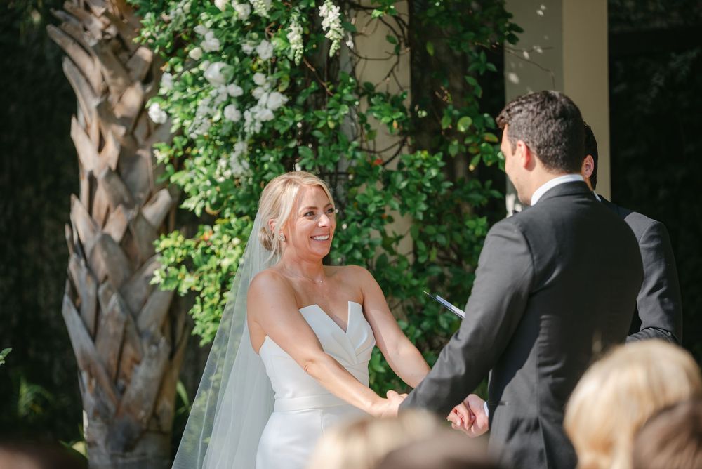Cannon Green wedding photography captured by candid, timeless Charleston wedding photographer, Allison Hanson Photography