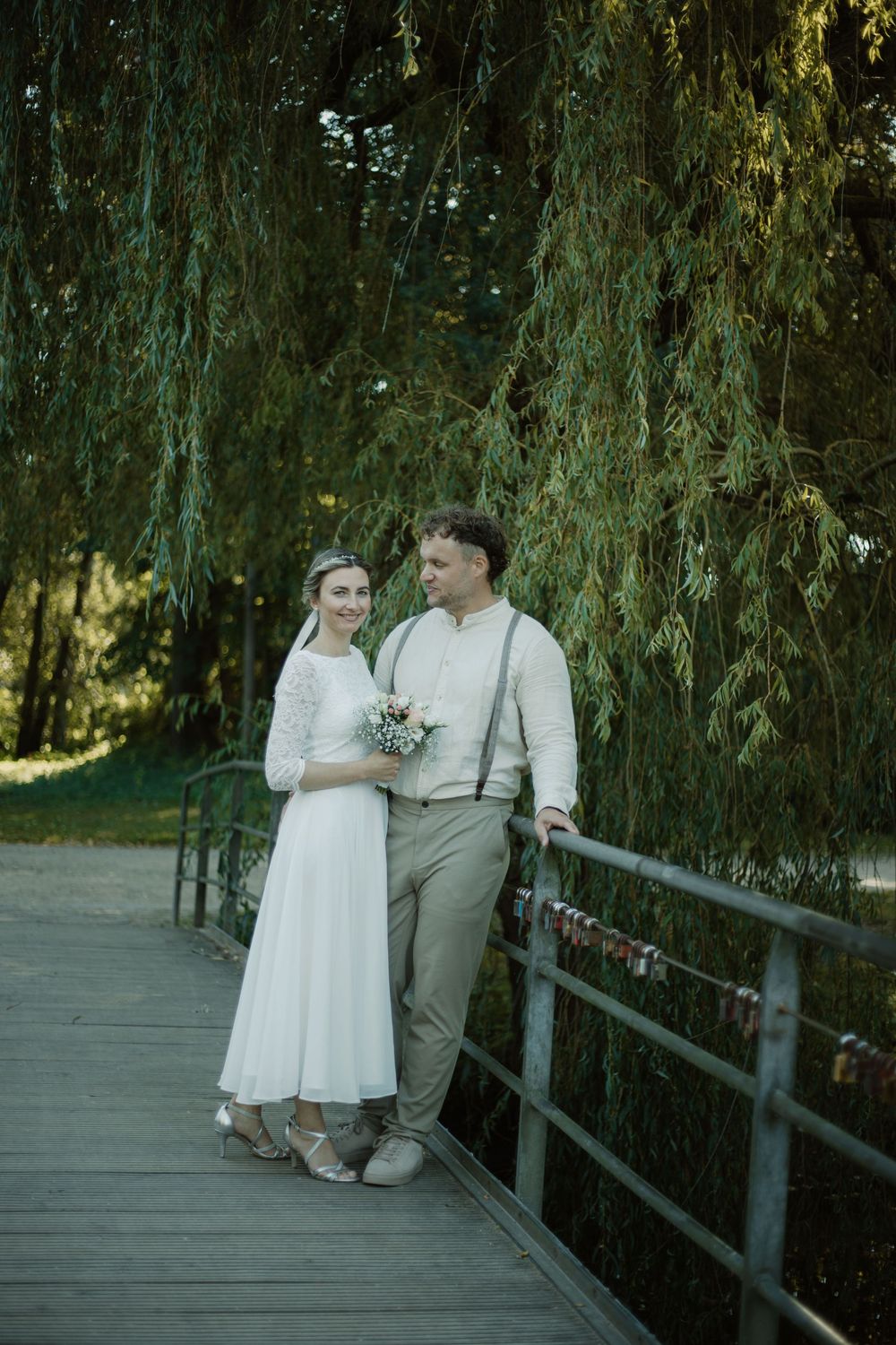 bad schwartau, kurpark bad schwartau, civil wedding, flowers, pretty bride, wedding dress, sun, lübeck, schleswig-holstein, bride