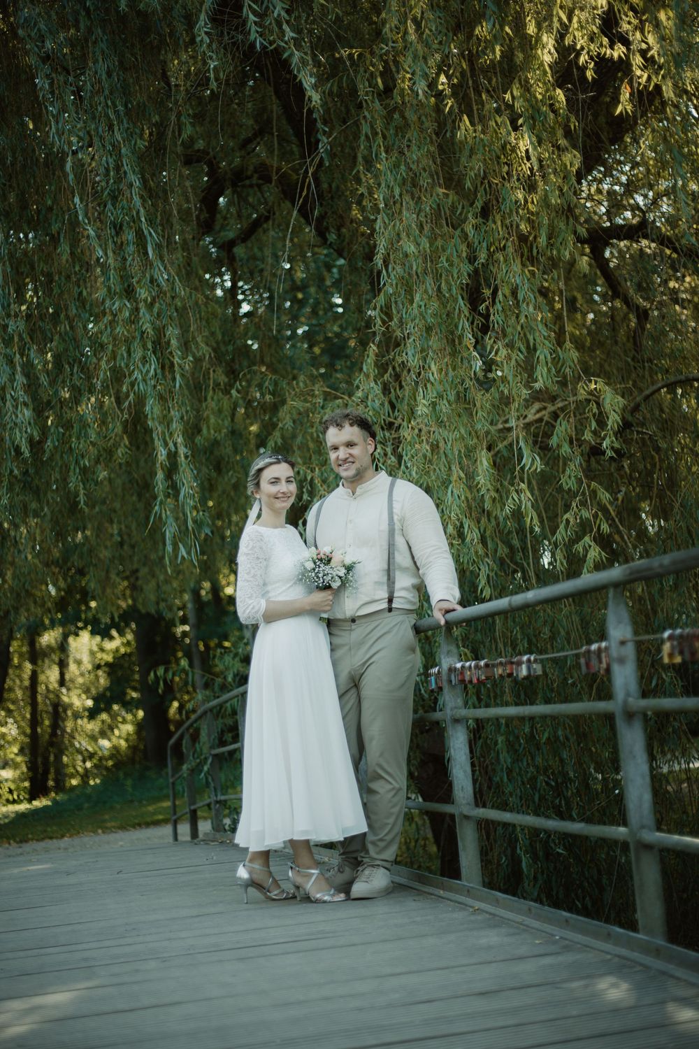 bad schwartau, kurpark bad schwartau, civil wedding, flowers, pretty bride, wedding dress, sun, lübeck, schleswig-holstein, bride