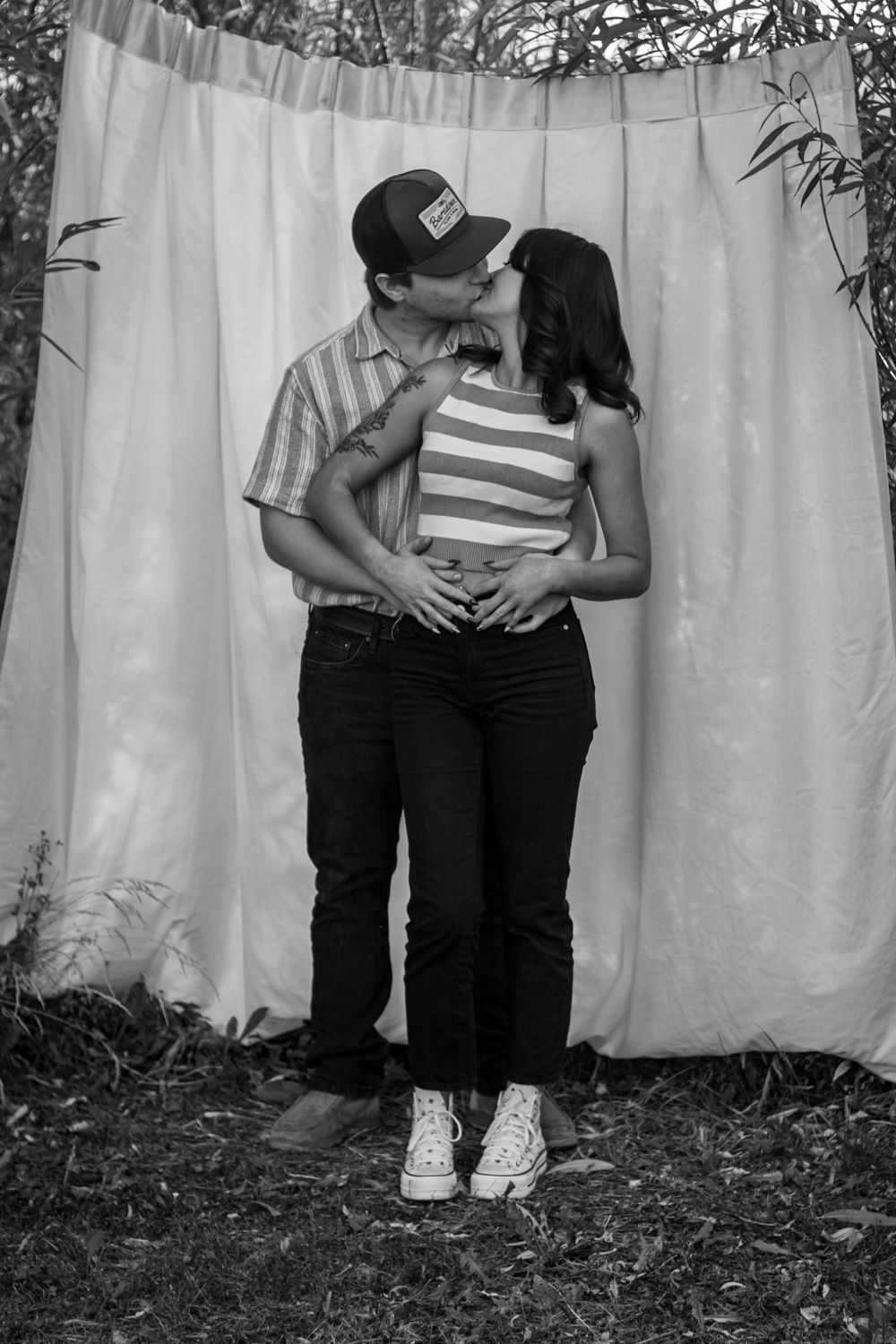 hold and kiss
