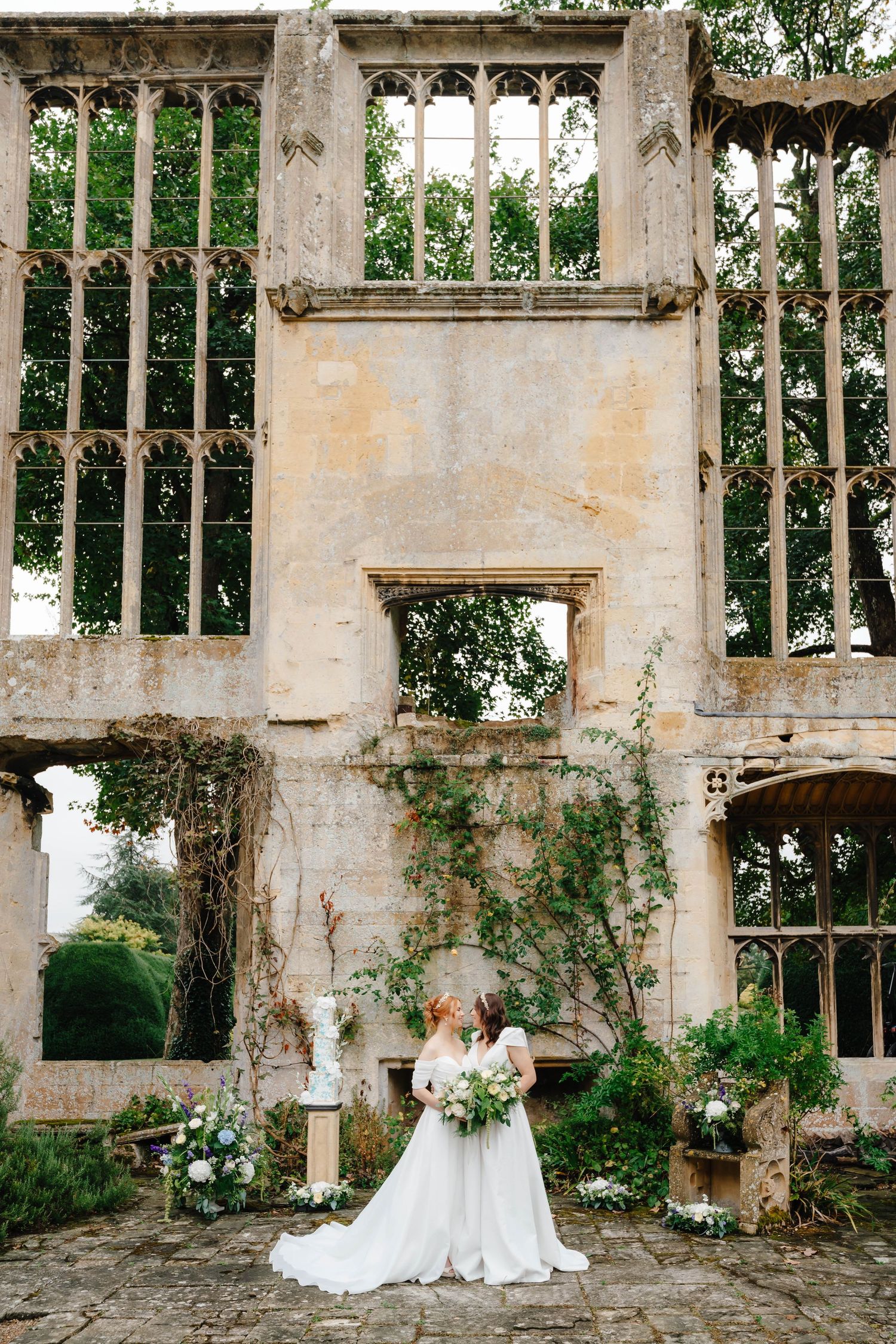 Sudeley Castle wedding photographer Zara Davis
Cotswolds castle wedding photographer
Two brides with falcon in ruins
