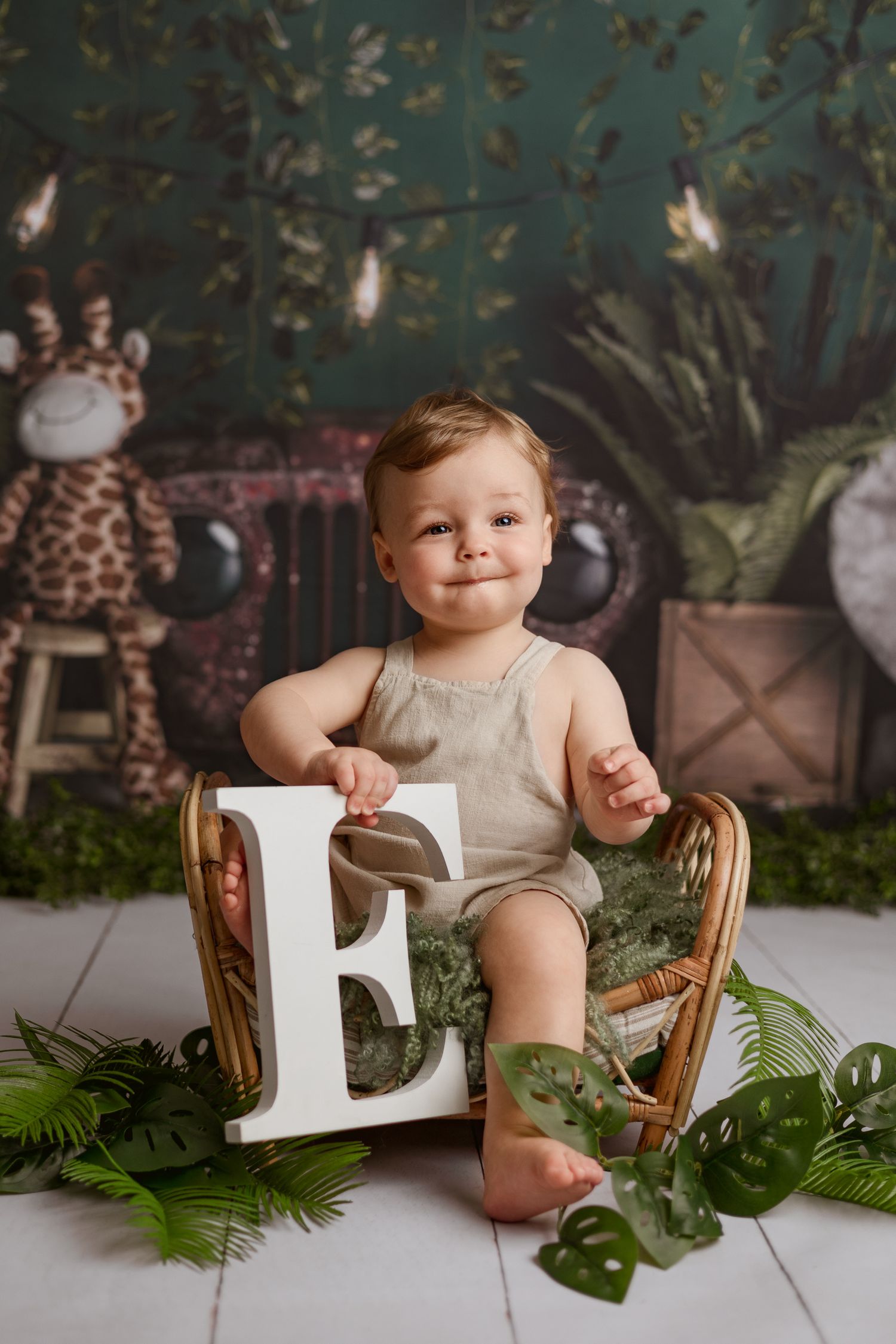 Miami cake smash photographer, cake smash photography Key Biscayne, baby milestone portraits Miami, baby photographer near me