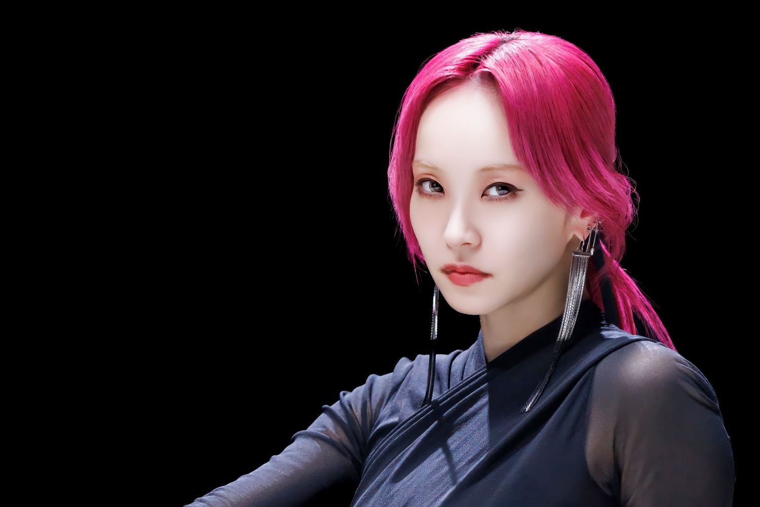 LiSA for ReawakeR (feat. Felix of Stray Kids)
photo by Viola Kam (V'z Twinkle)