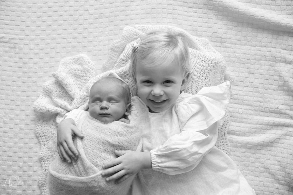 siblings photo, in-home session