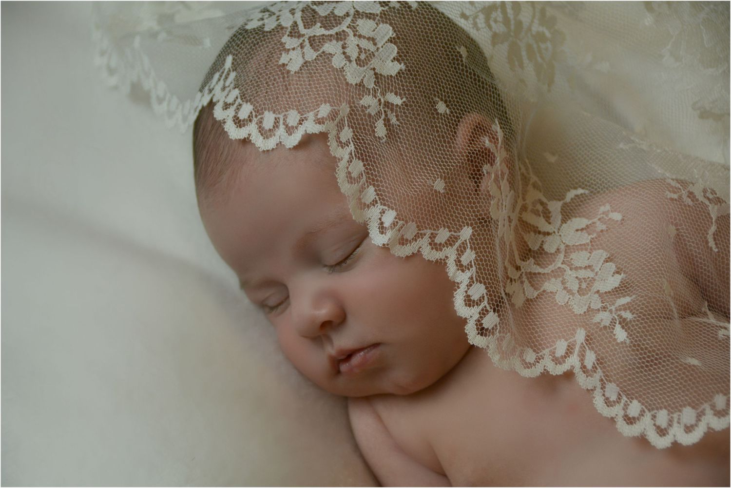 #NewbornPhotographer
#LongIslandNewbornPhotographer
#LuxuryNewbornPhotography
#FineArtNewbornPhotography
#NaturalNewbornPhotography
#Organic