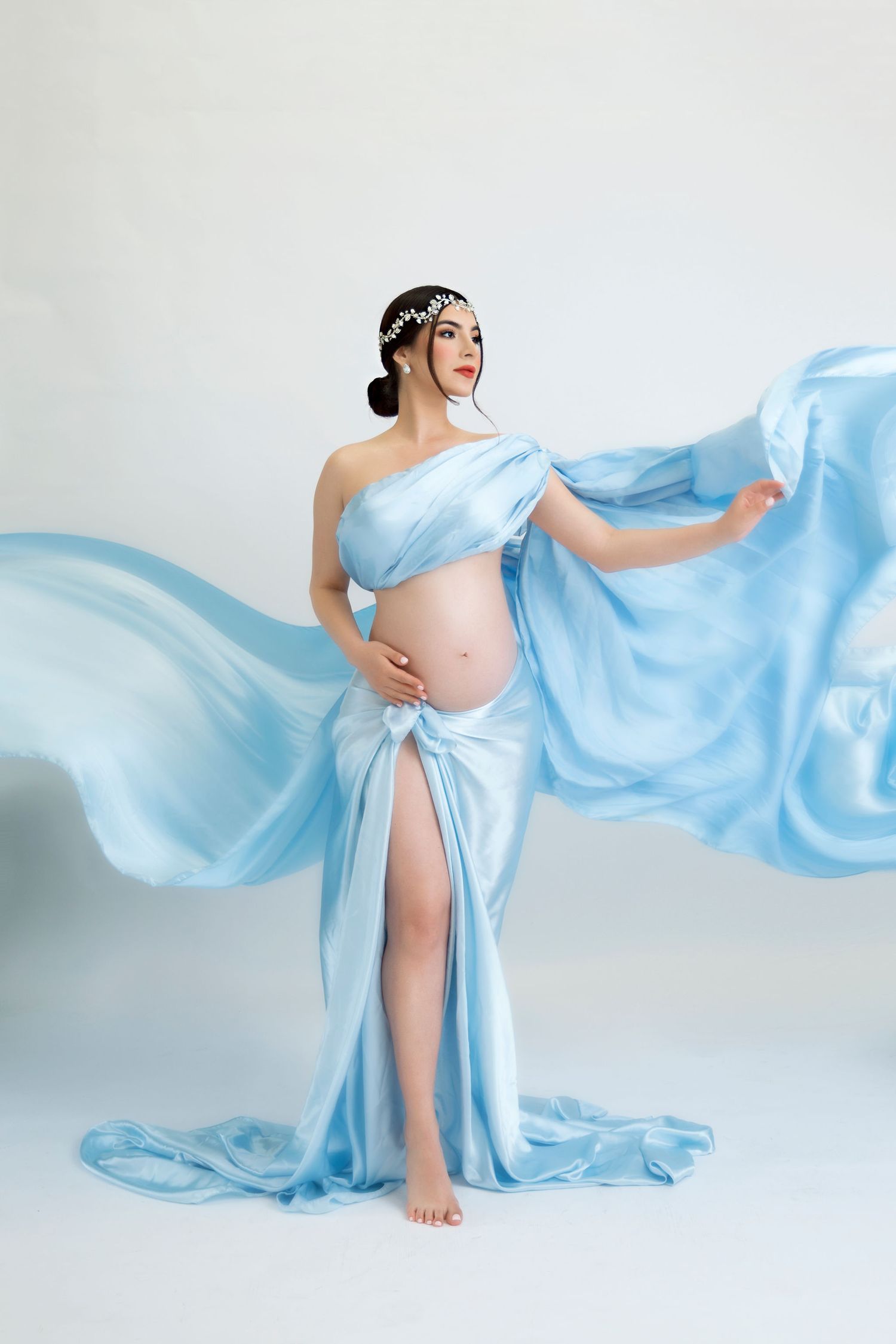 beautiful maternity photographer, pregnancy photoshoot, capturing the beauty of motherhood, best maternity Los Angeles