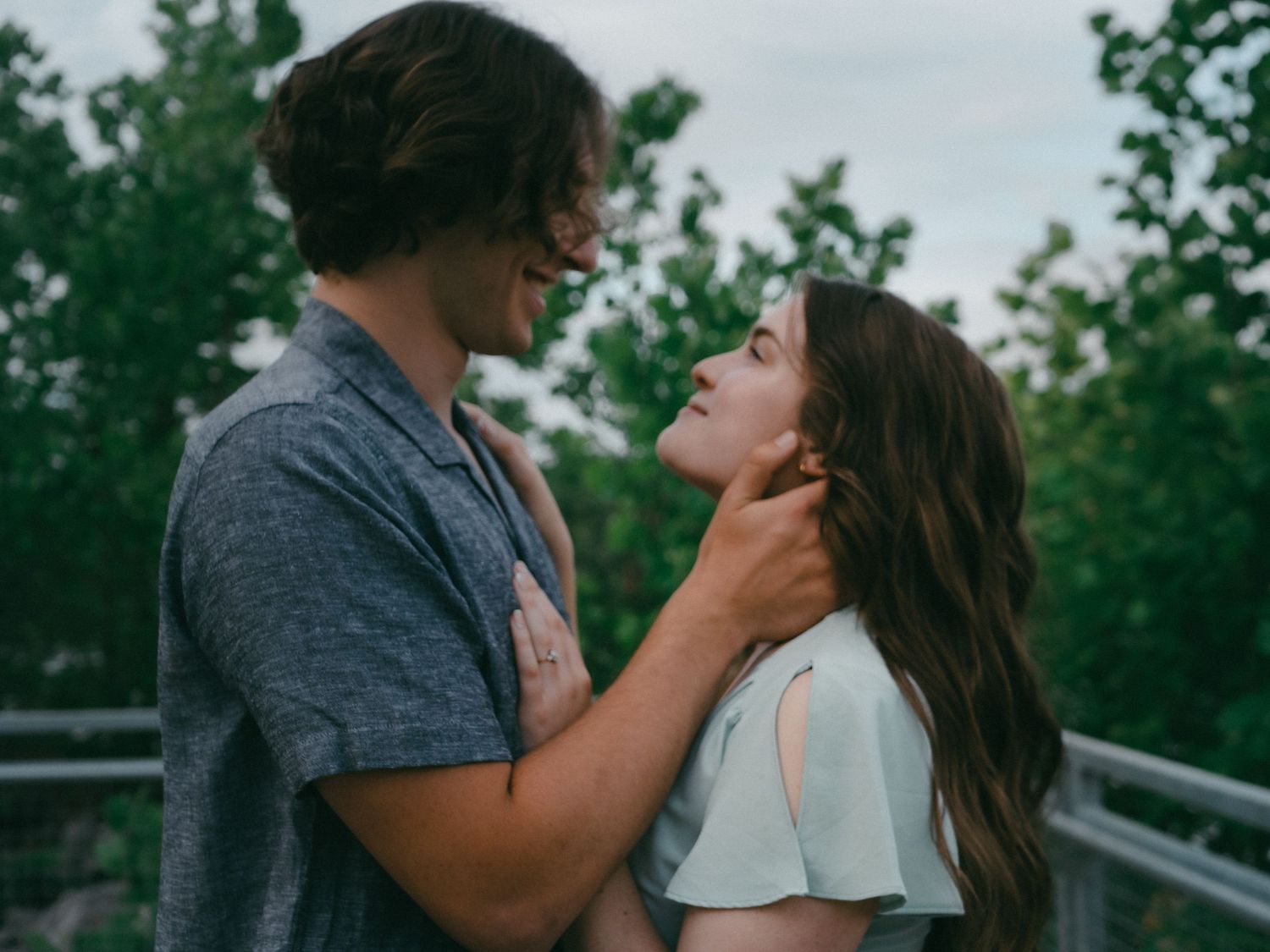 Engagement photos at Lakeshore Park