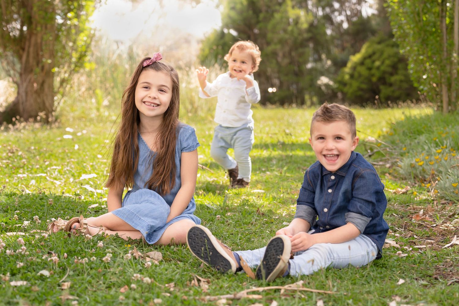 Family portrait photography session Melbourne western suburbs candid posed professional