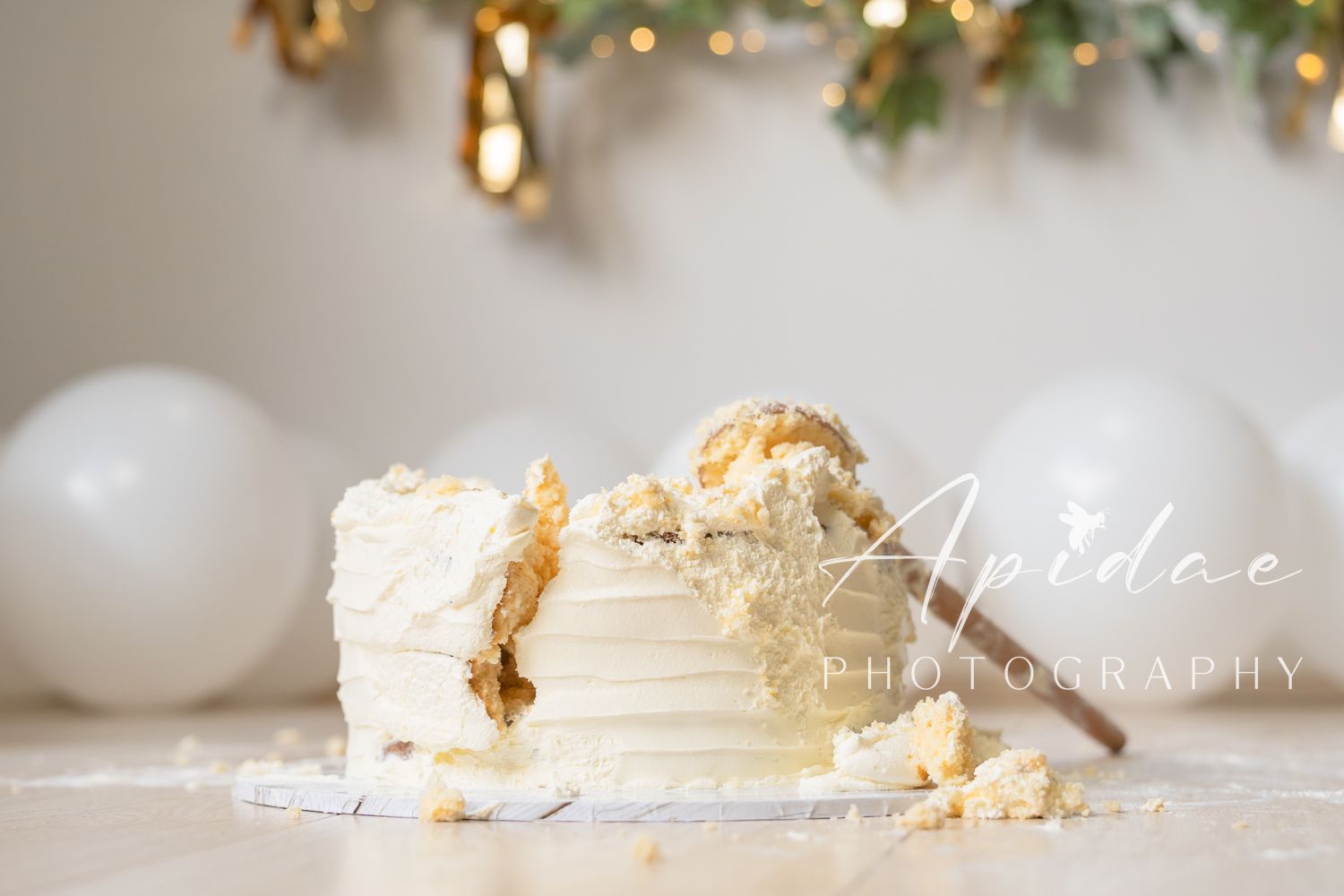cake smash photography melbourne western suburbs minimalist theme white green studio baby