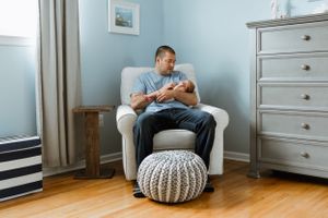 Dori Flynn newborn photographer in New Jersey