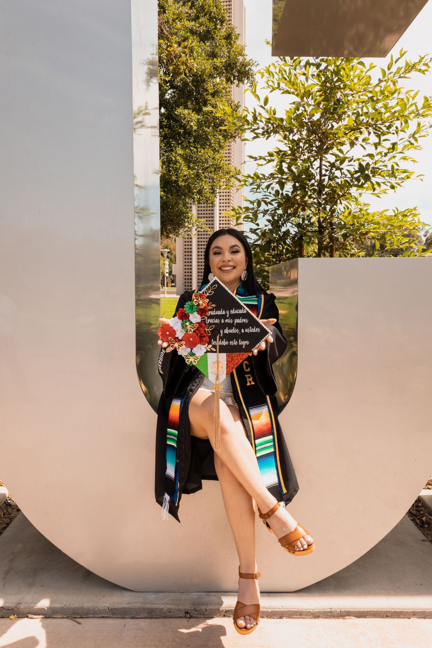 Riverside graduation photographer