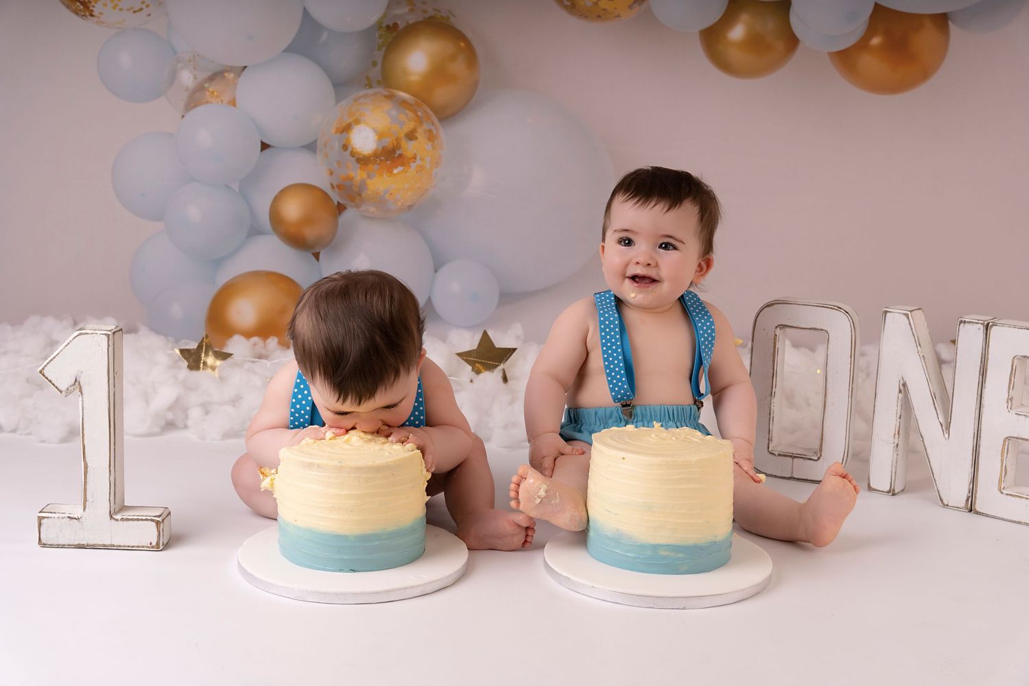 cake smash twins