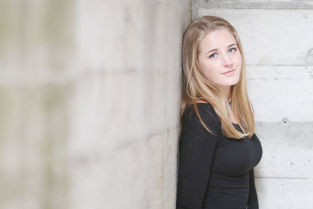 Senior Photographer : Jackie Butler Photography : She Can Stop Time : Portland Metro Area