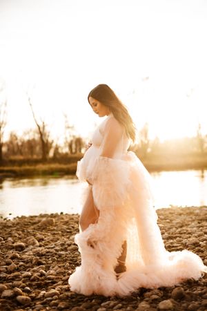 Maternity portrait photography; Copyright: Myranda Smith PhotographyCopyright: Myranda Smith Photography