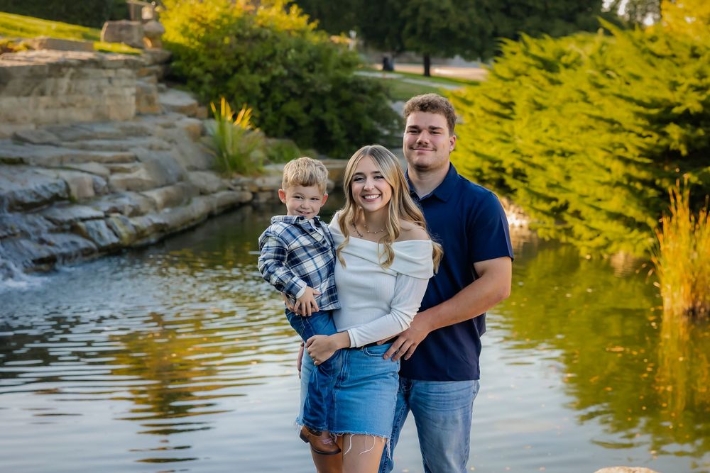 Boise family photographer Boise train depot family wearing shades of blue and brown