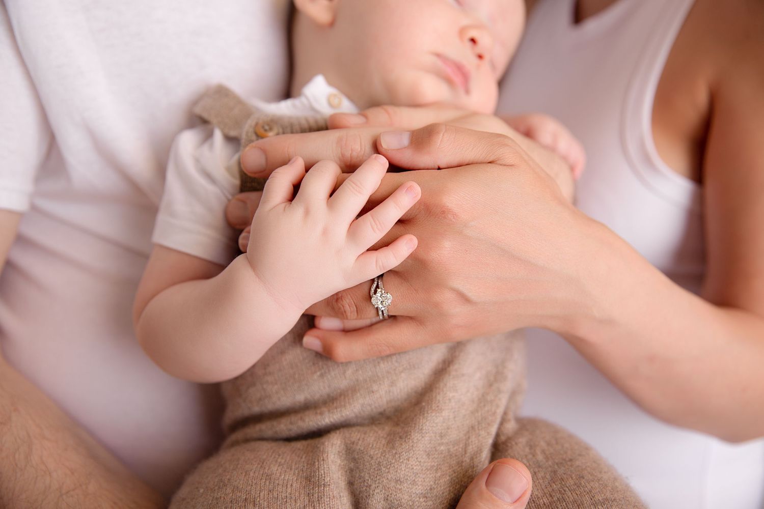 family photographer in victoria bc