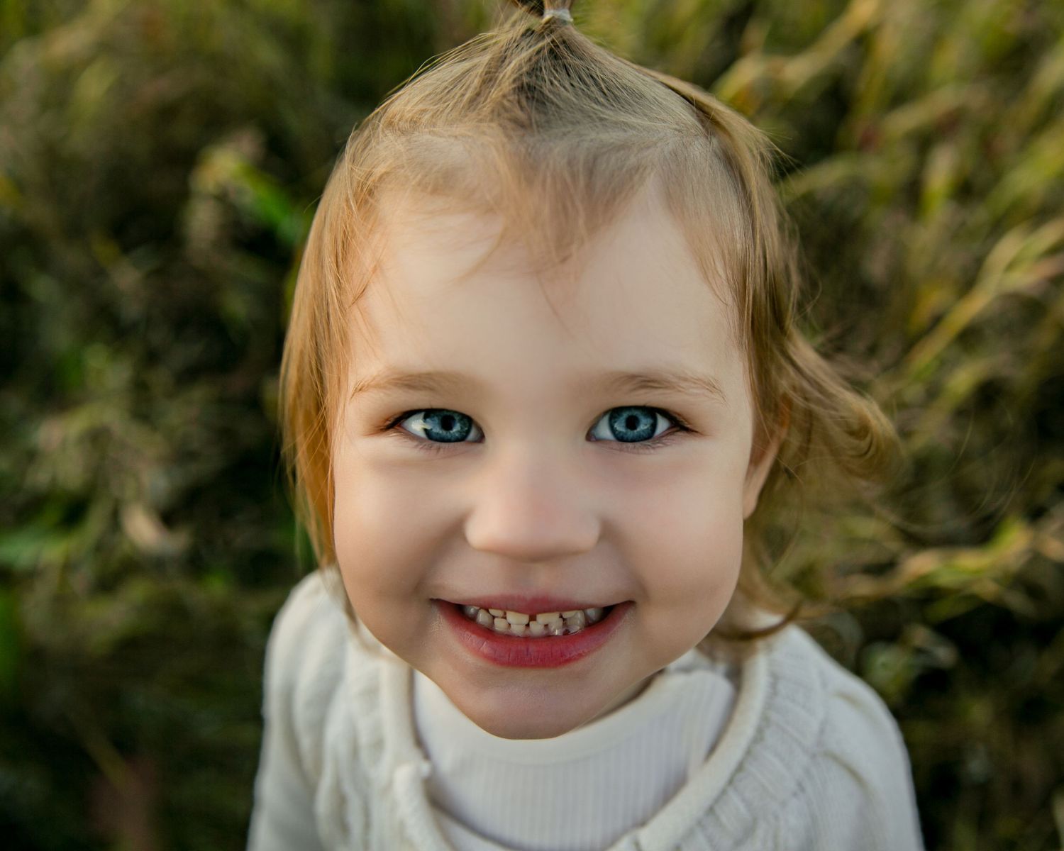 outdoor family photography in victoria bc