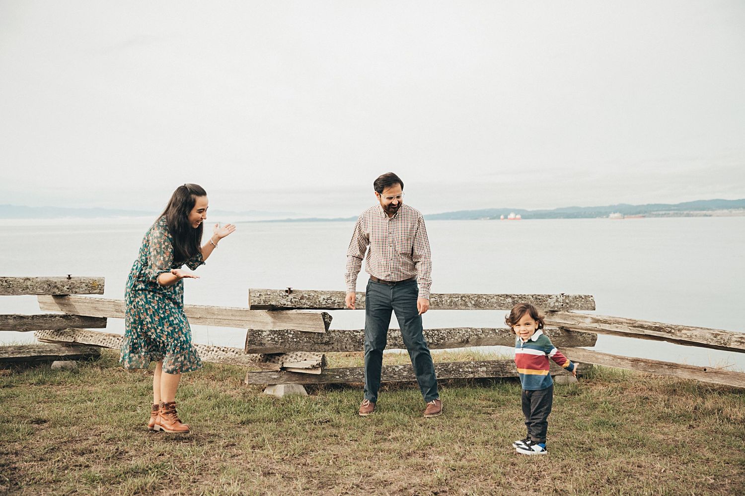 family photographer victoria bc, baby photographer victoria bc, photographer victoria bc,