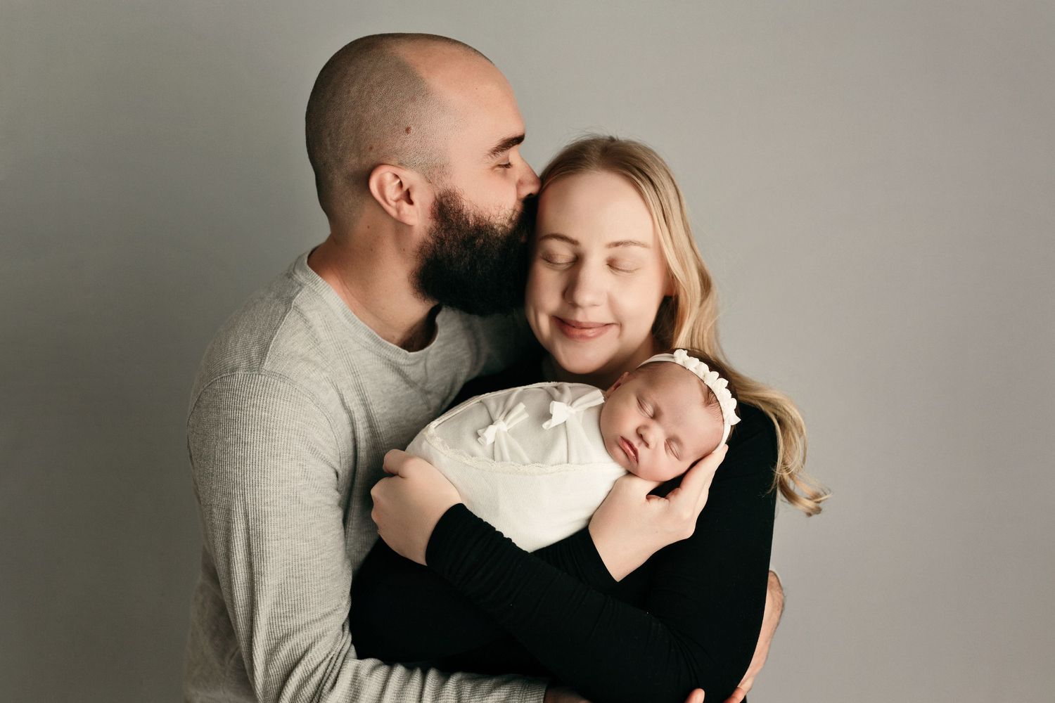 family photographer Victoria bc., Newborn photographer victoria bc., Maternity Photographer victoria bc.,