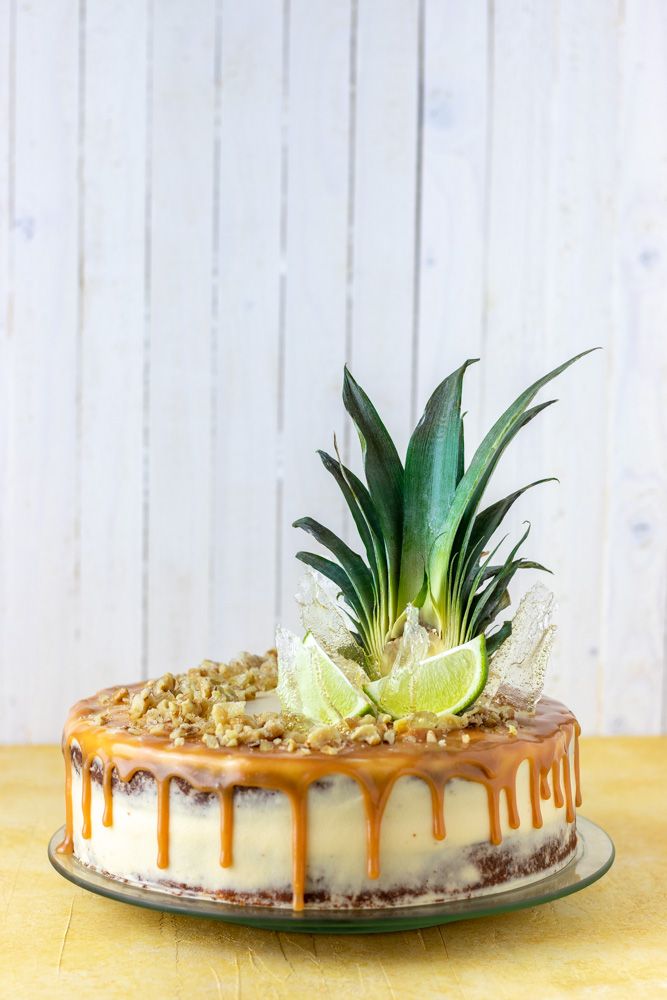 Hummingbird Cake - Photo by © Reka Csulak