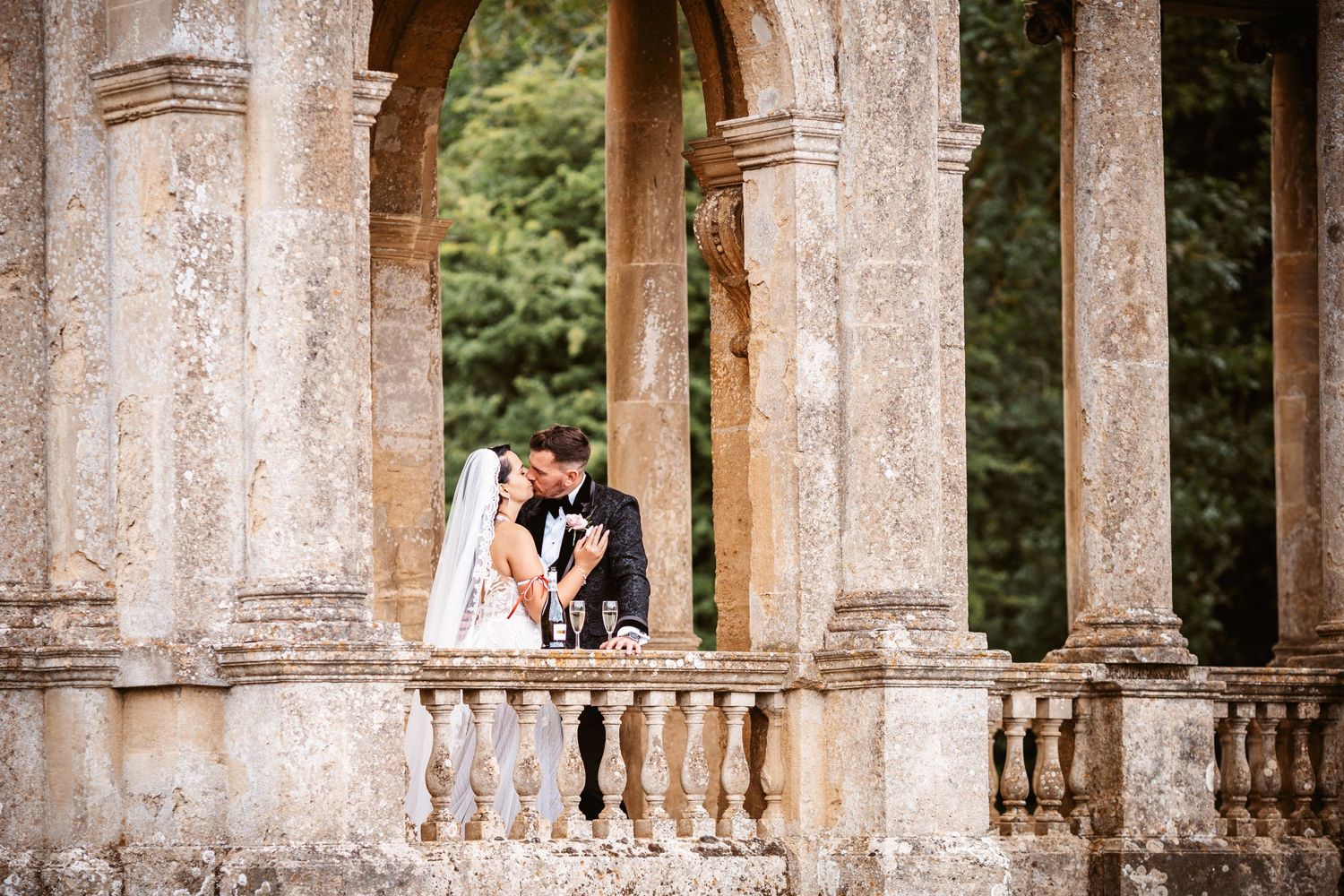 Stowe House, Buckingham Wedding photography www.vickyphotography.co.uk