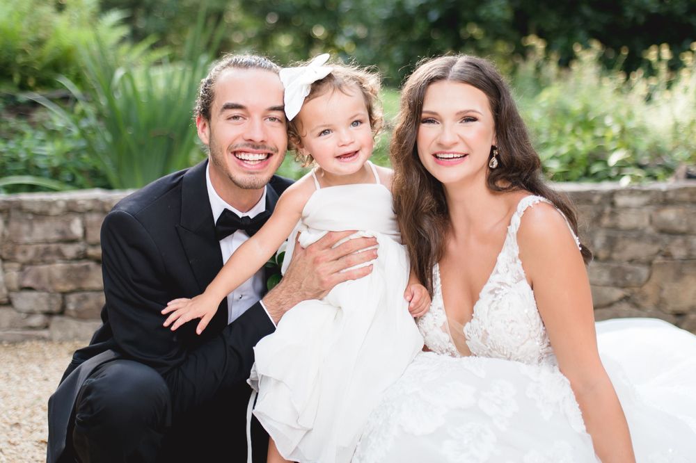 wedding photographer, Huntsville, Alabama, wedding venue, wedding dress, Birmingham botanical gardens, Birmingham