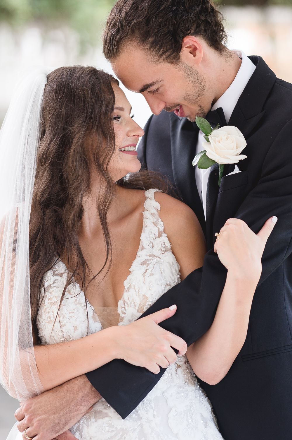 wedding photographer, Huntsville, Alabama, wedding venue, wedding dress, Birmingham botanical gardens, Birmingham