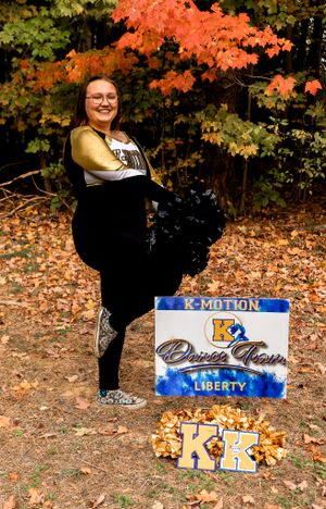 richfield county park/fall outdoor senior session/Kearsley, mi