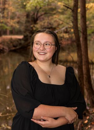 richfield county park/fall outdoor senior session/Kearsley, mi