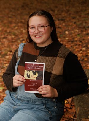 richfield county park/fall outdoor senior session/Kearsley, mi