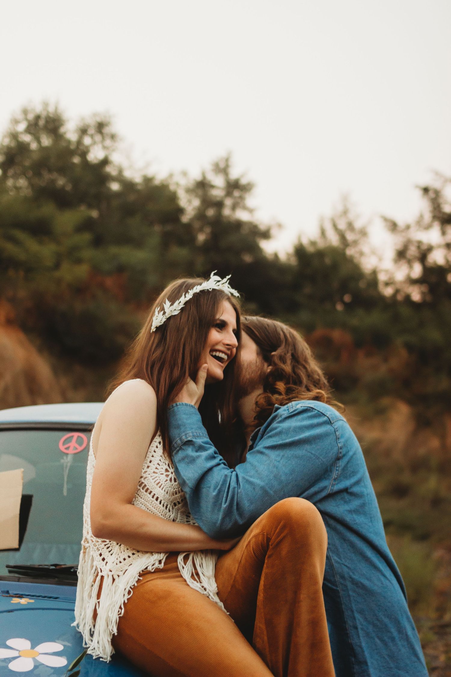 hippy couple kissing