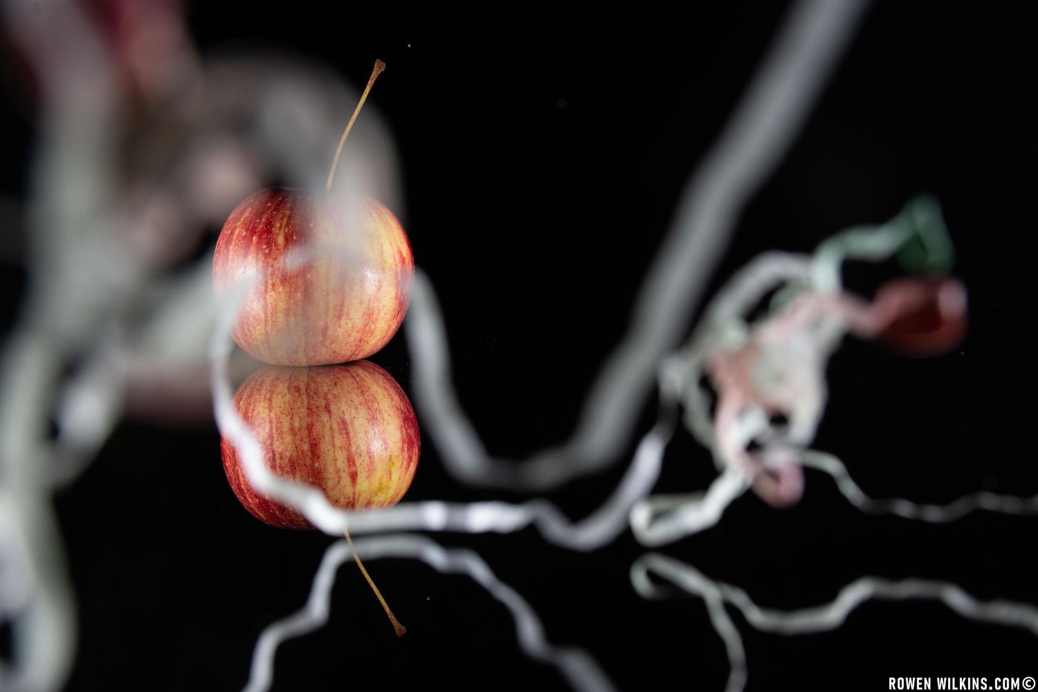 explosion Apple