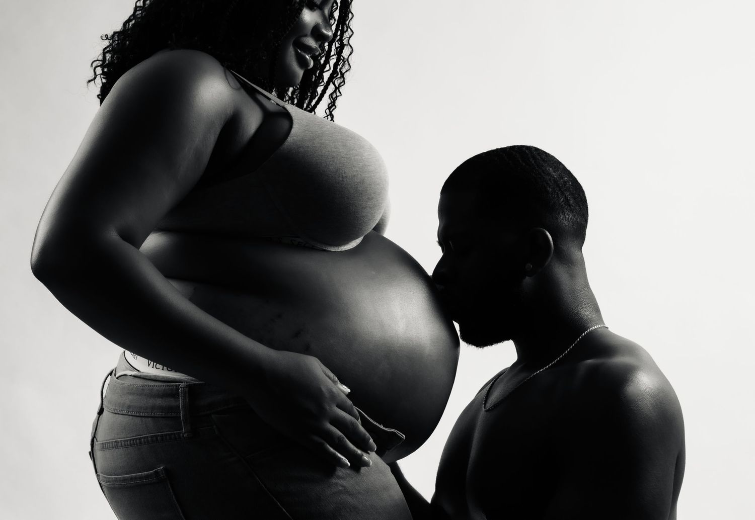 Maternity photo with partner