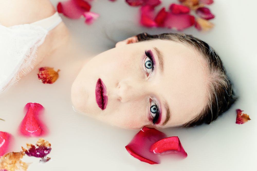 Gorgeous Milk Baths with high-end makeup