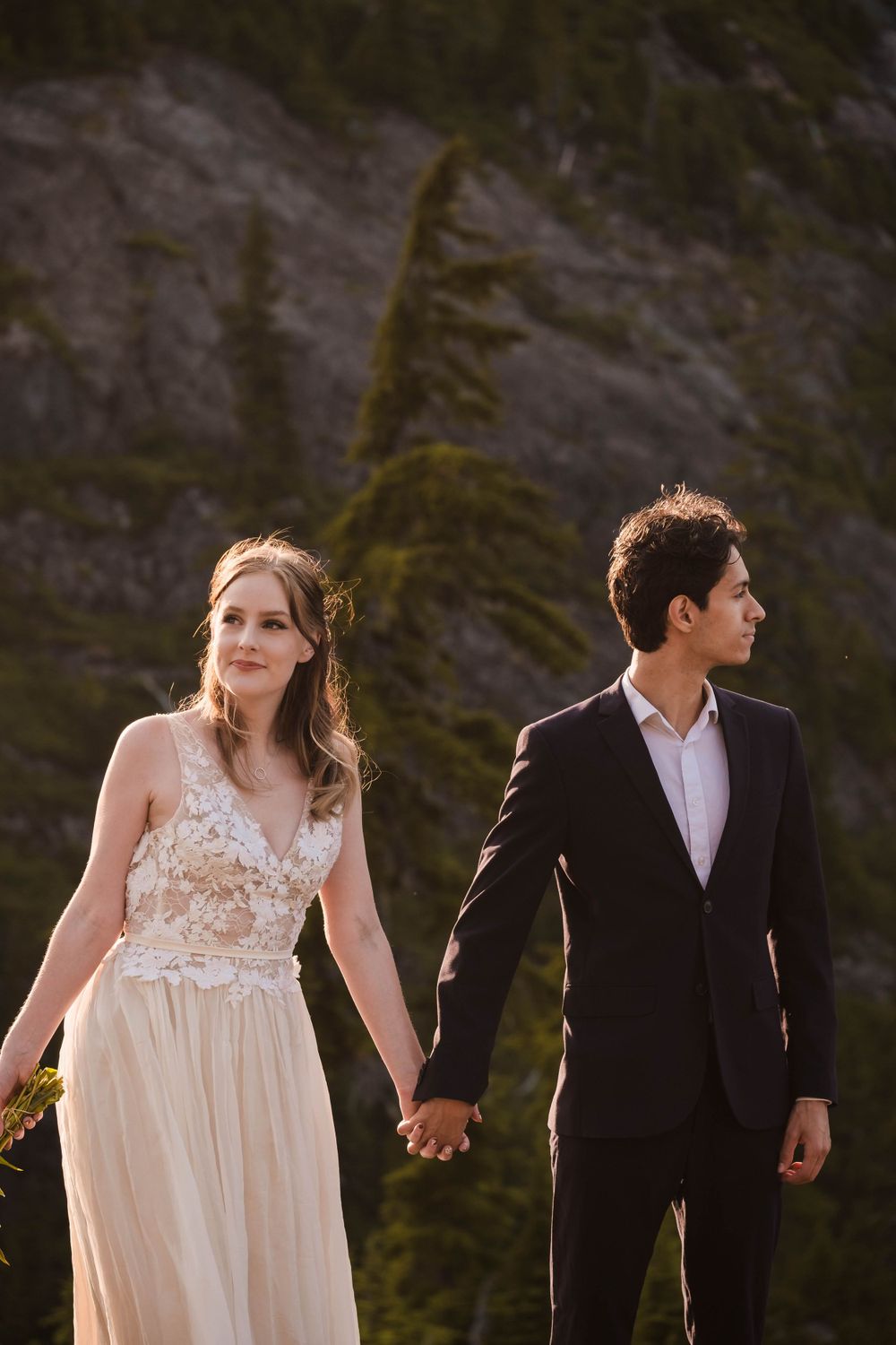 Washington elopement photographer washington wedding photographer north cascades photographer