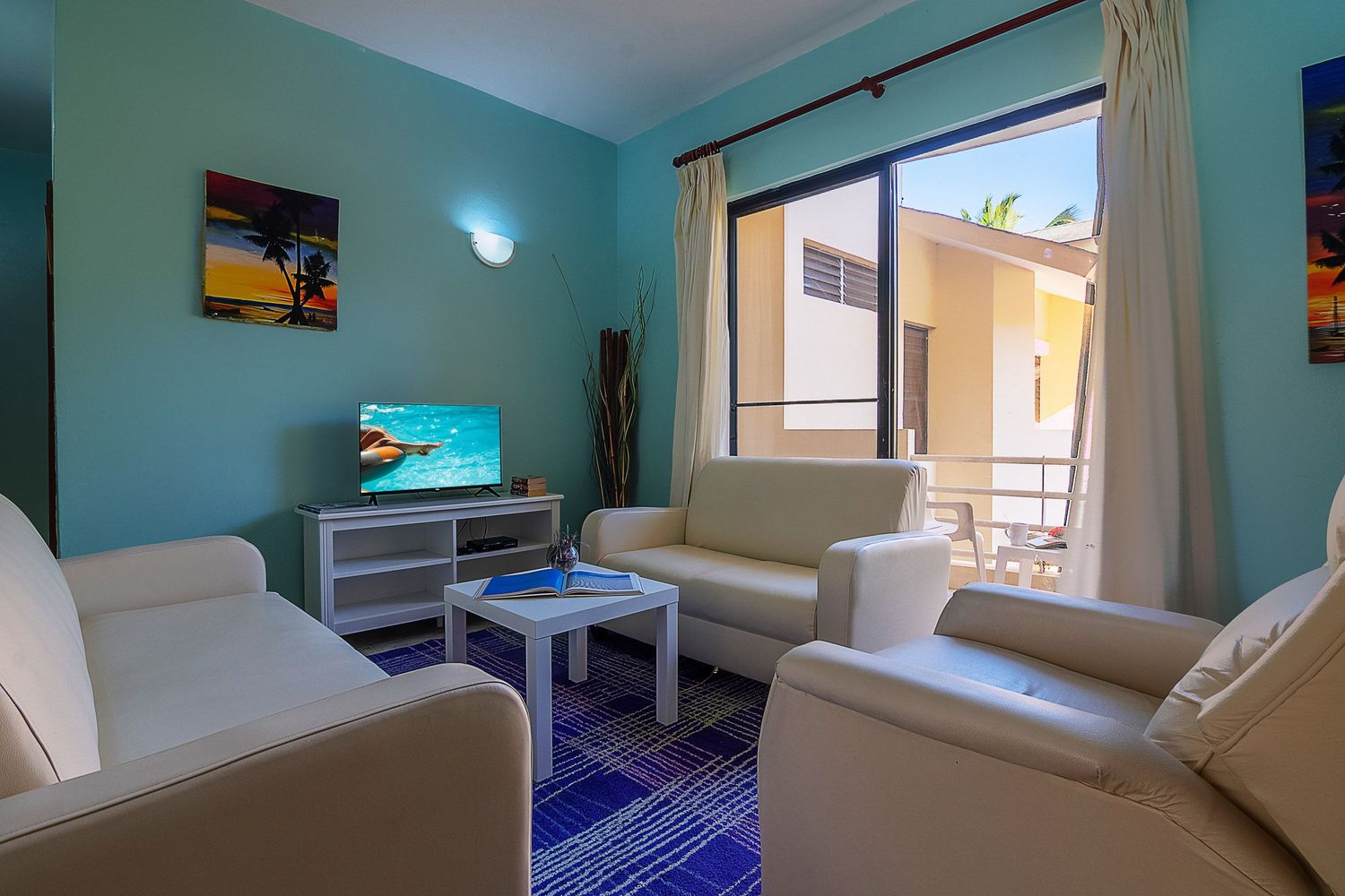 2 bedroom apartment in the best cheap hotel in sosua girl friendly ideal for sex with chicas and groups