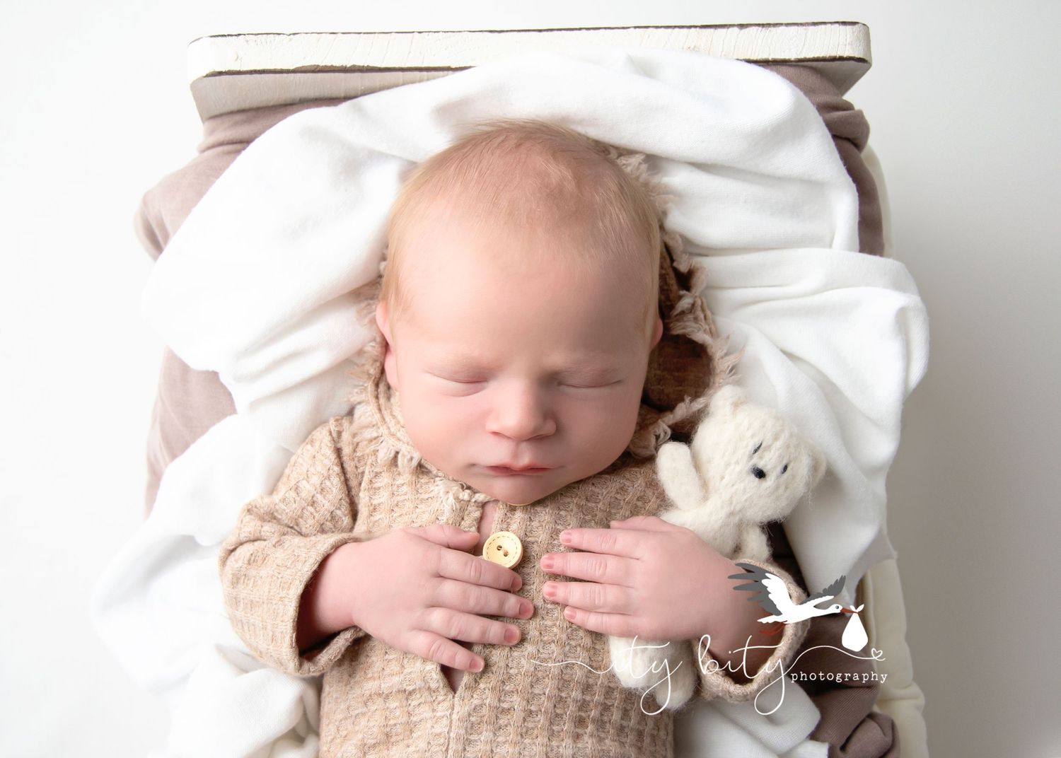 Amherst Newborn Photographer Baby Samuel Ity Bity near Cleveland