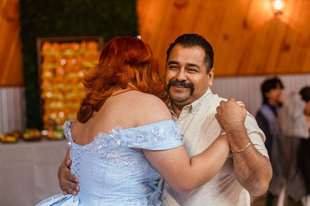 houston quinceañera photography family celebration

sweet 16 party photography in houston candid moments

quinceañera celebration in houston