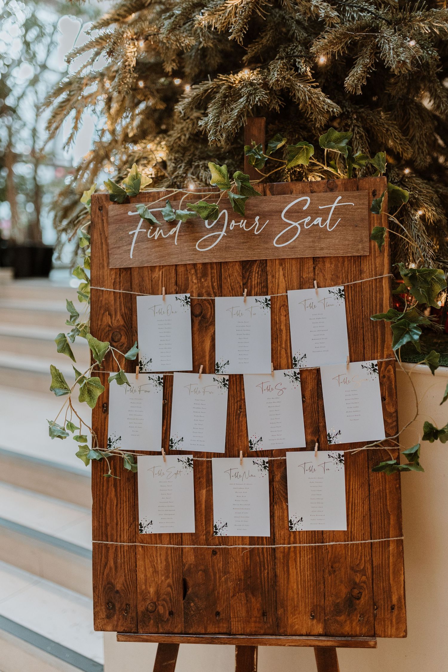 Festive wedding seating plan at The Dilly in London, for london festive christmas wedding