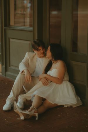 Fort Worth Texas engagement photographer with a city vibe and a retro feel. Vintage engagement session in Fort Worth