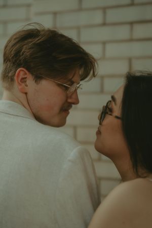 Fort Worth Texas engagement photographer with a city vibe and a retro feel. Vintage engagement session in Fort Worth