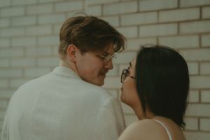 Fort Worth Texas engagement photographer with a city vibe and a retro feel. Vintage engagement session in Fort Worth
