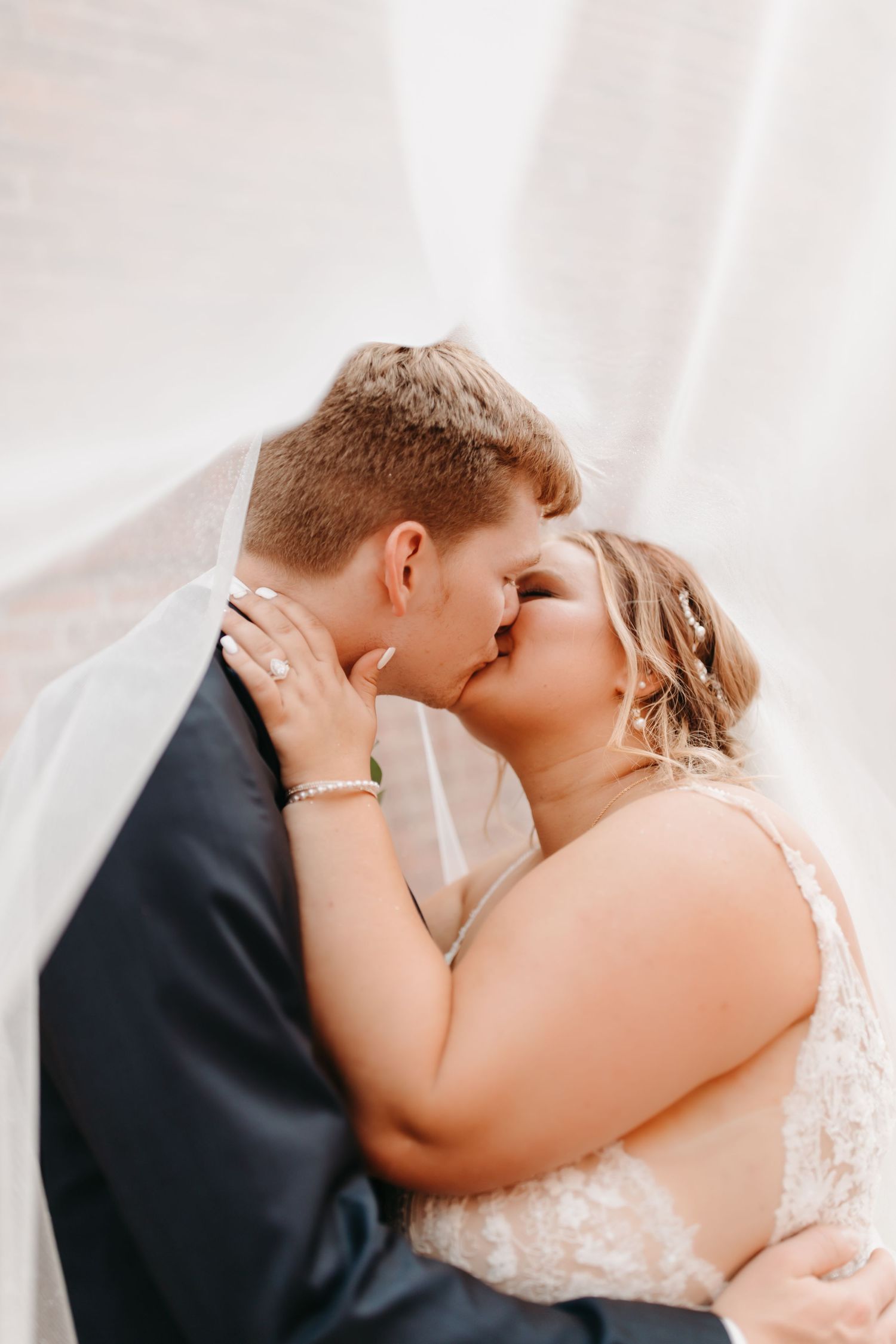 Ohio Wedding, Ohio Photographer, Wedding Photographer, Ohio Wedding Photographer, Bride and Groom Photos