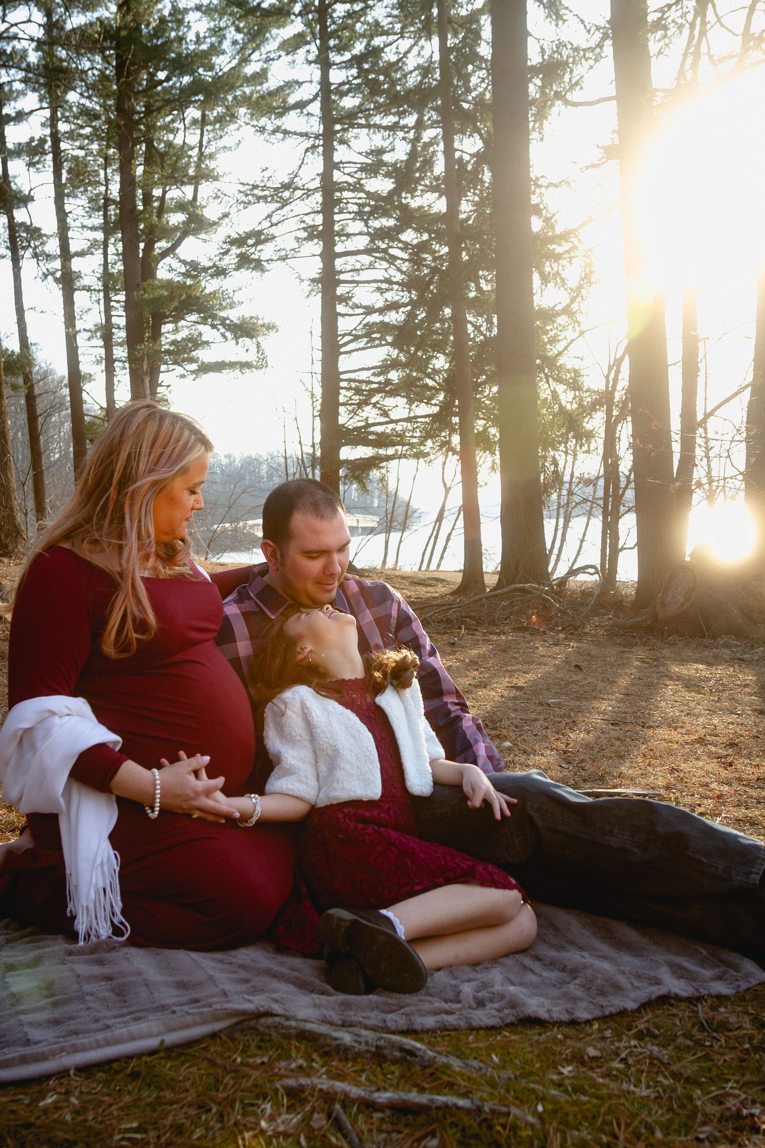 Lifestyle Family Photography and Maternity Photography