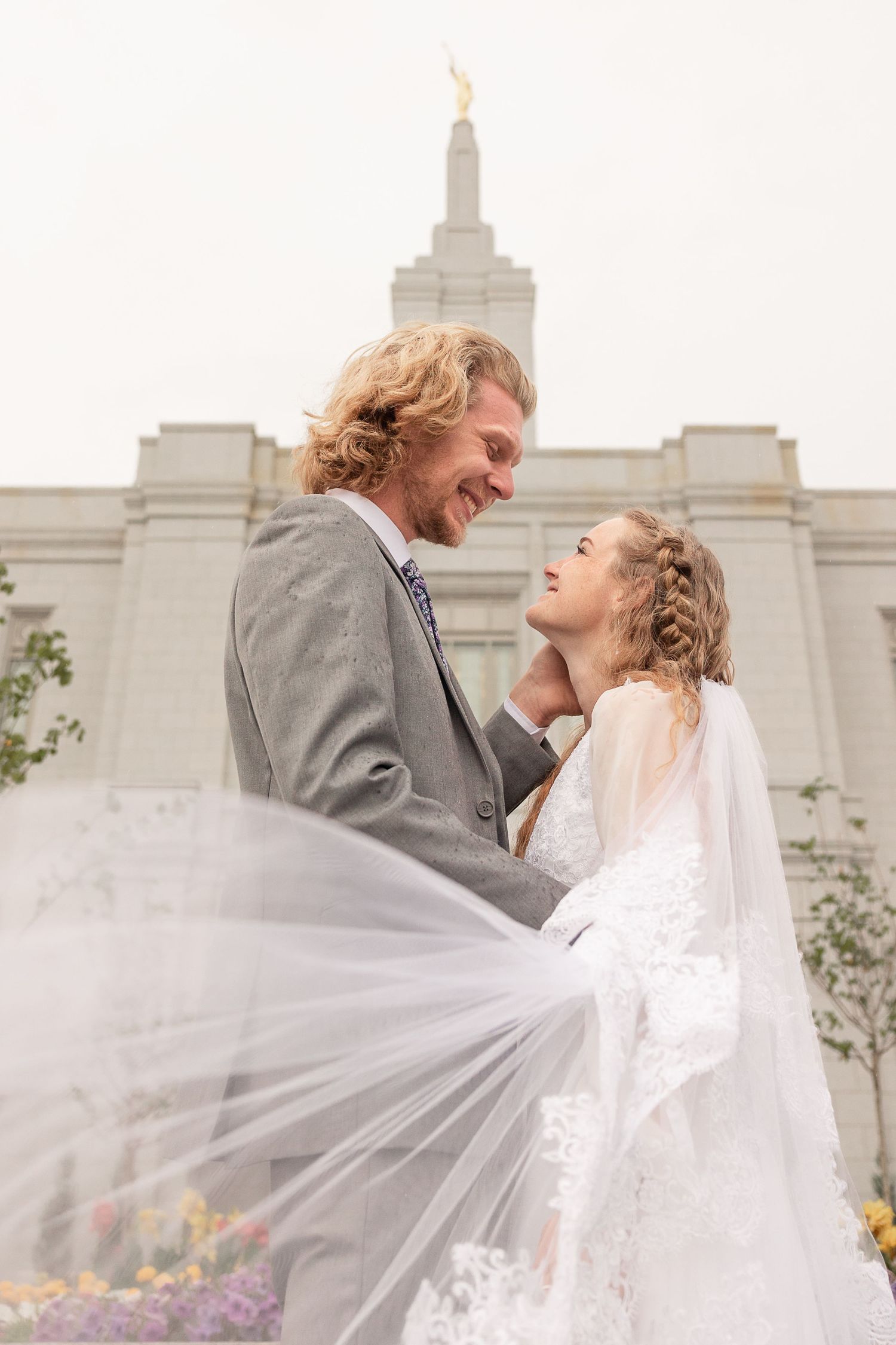 Idaho wedding photographer temple