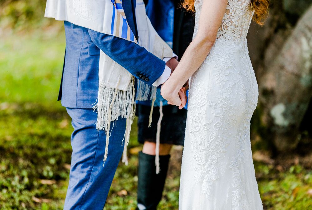 jewish wedding ceremony outdoors
