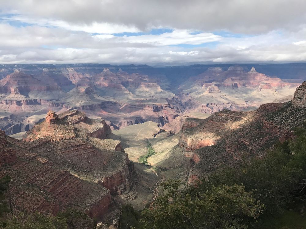 wide view of the grand canyon