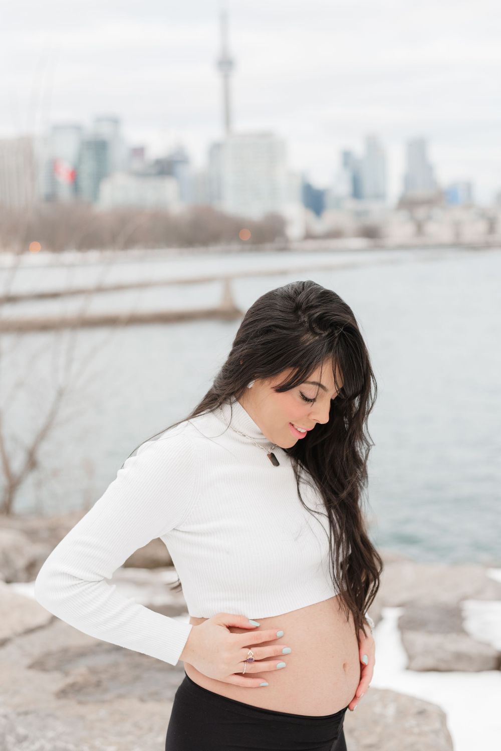 Maternity Session in Winter - Toronto
